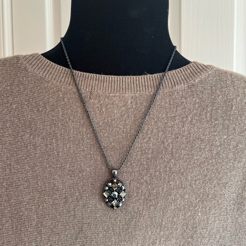 Center Stage Necklace
